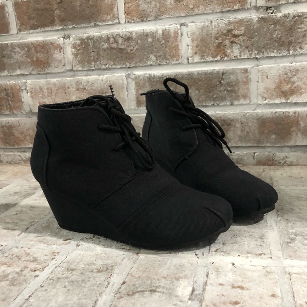 Black Wedge Boots